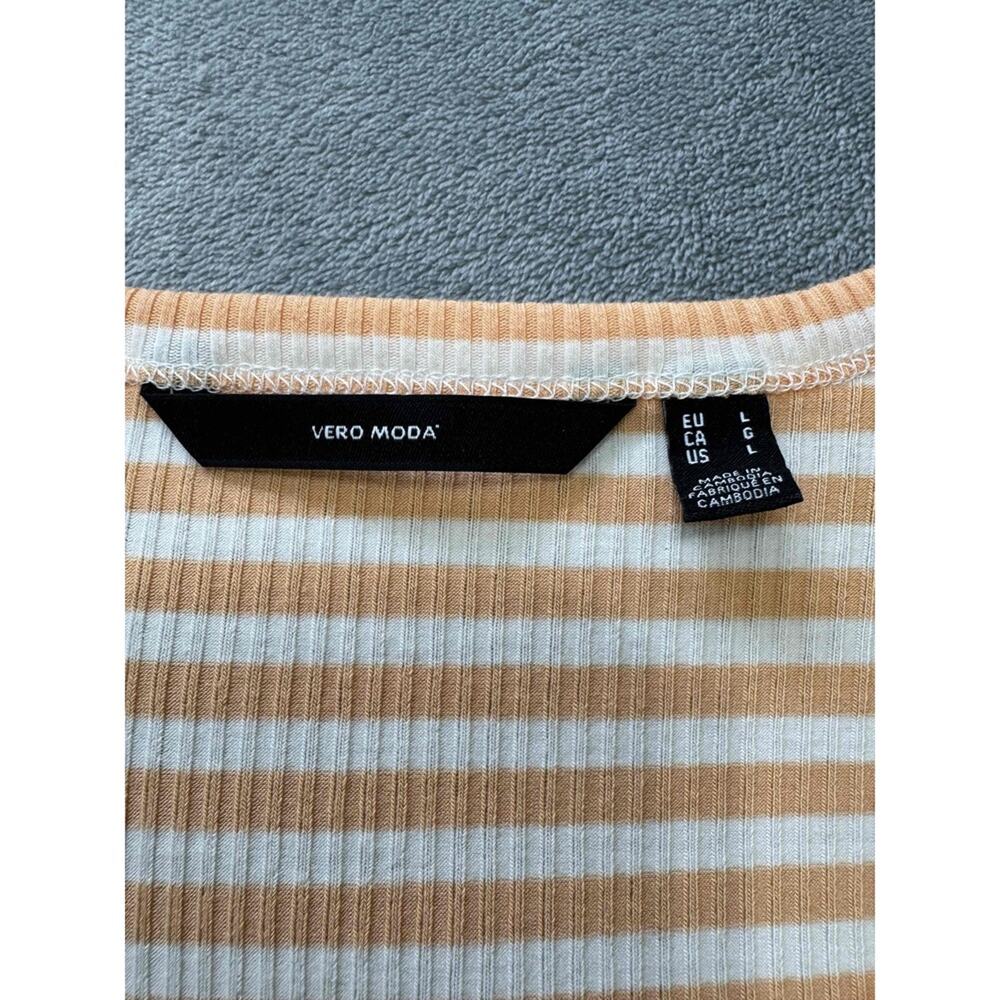 Vero Moda White Stripe Pattern Button Down V Neck… - image 5